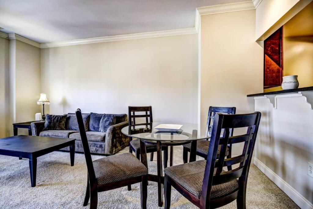 Chase Penthouse: Harbor View with Free Parking Apartment Baltimore Exterior photo