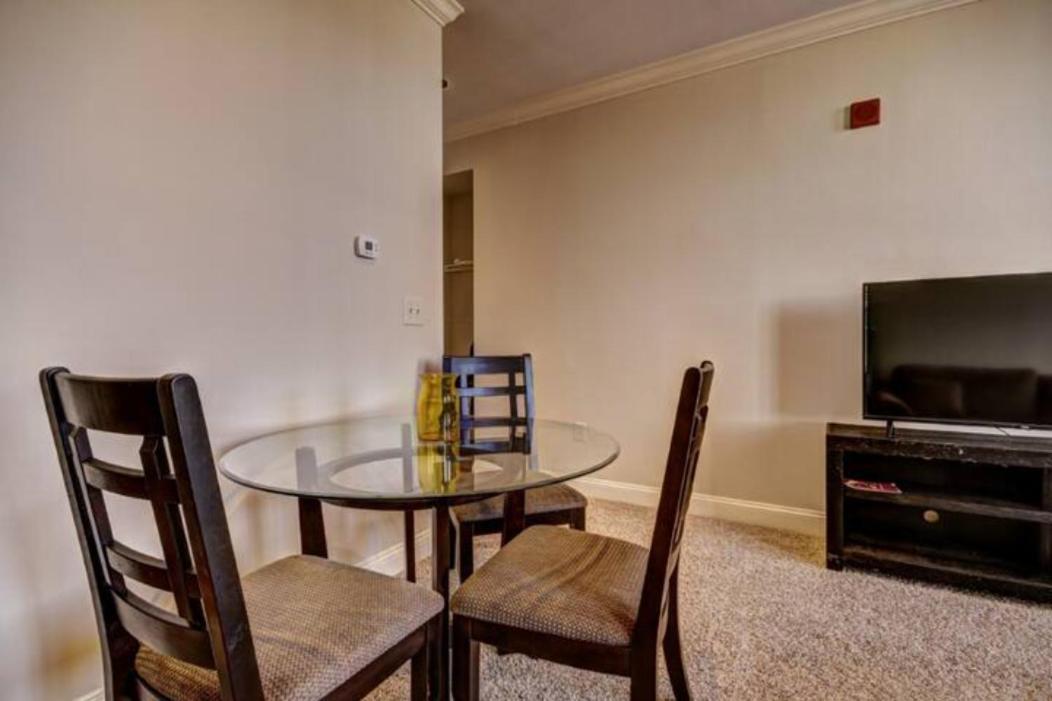 Chase Penthouse: Harbor View with Free Parking Apartment Baltimore Exterior photo