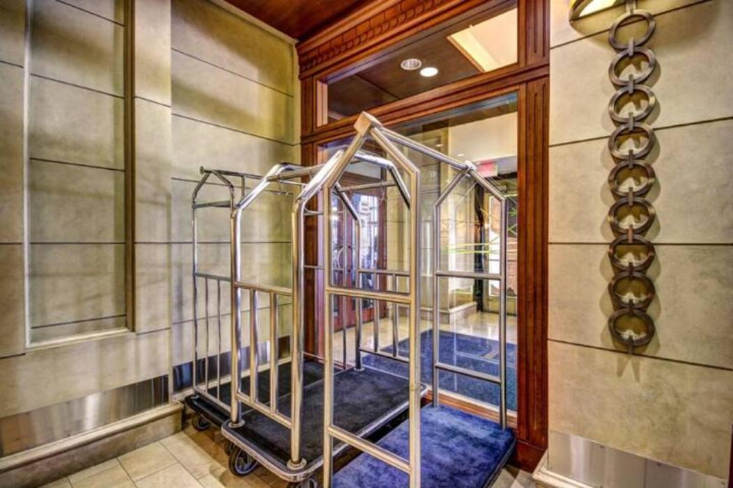 Chase Penthouse: Harbor View with Free Parking Apartment Baltimore Exterior photo